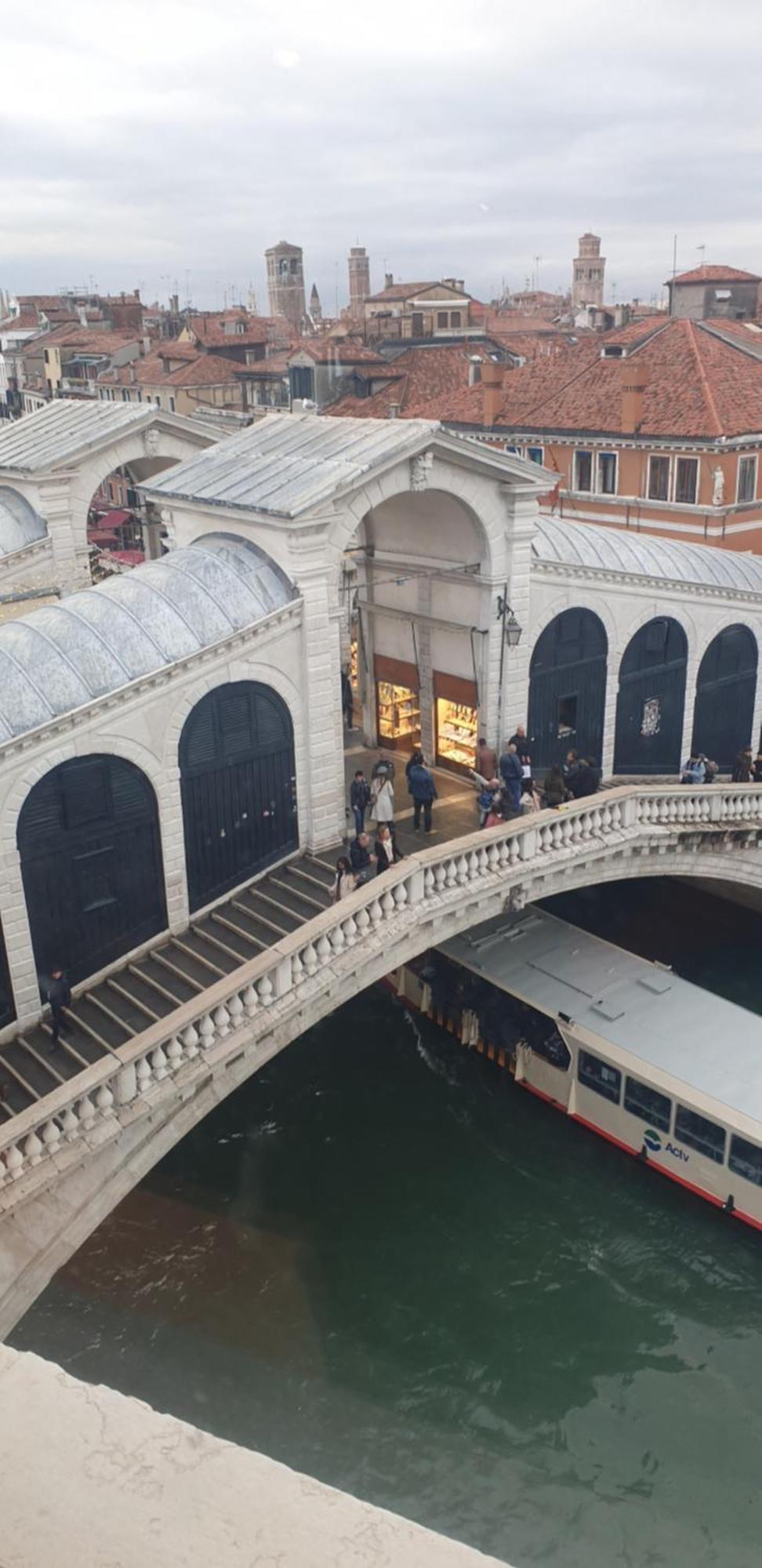 Large Top 3 Rooms Flat Central Rialto Venedik Oda fotoğraf